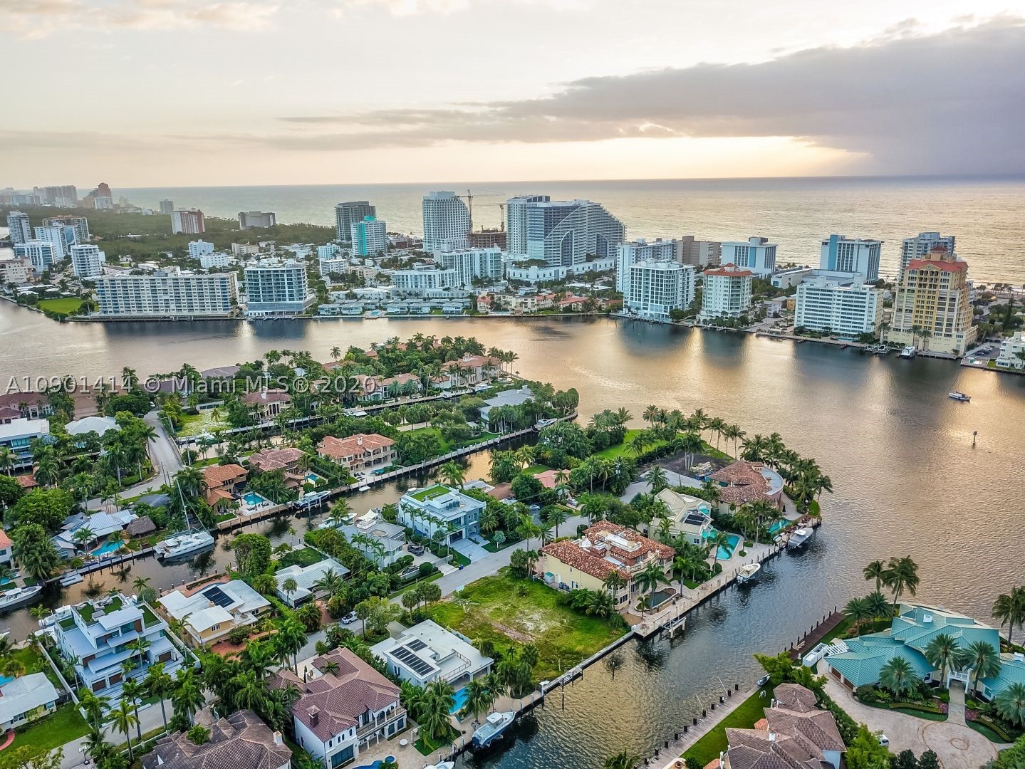 SEA ISLAND - Residential