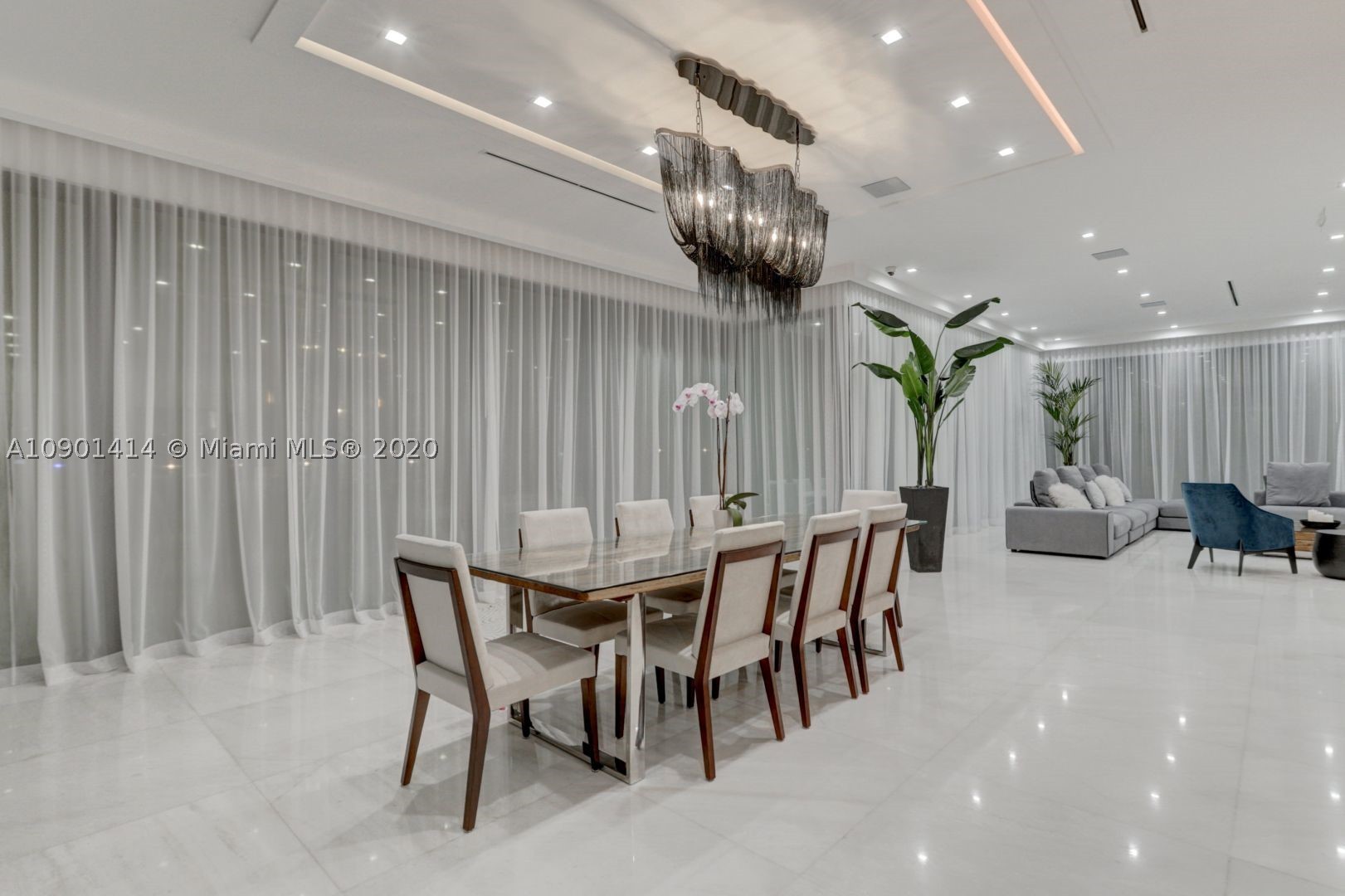 SEA ISLAND - Residential