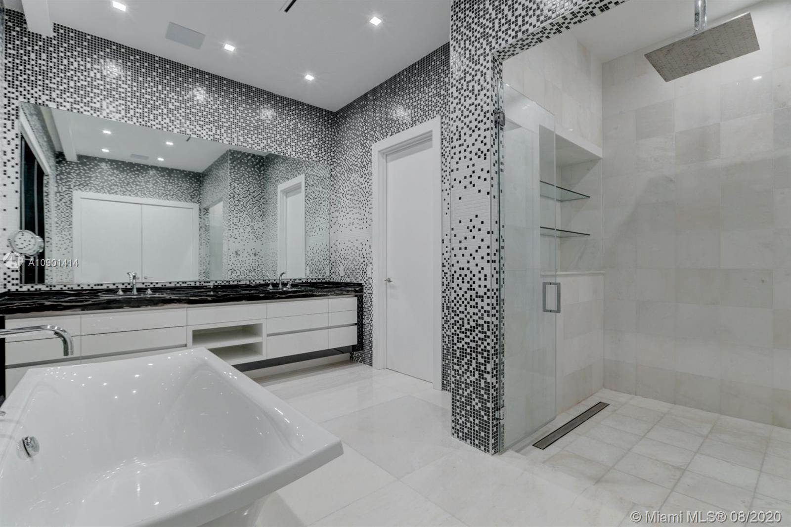 SEA ISLAND - Residential