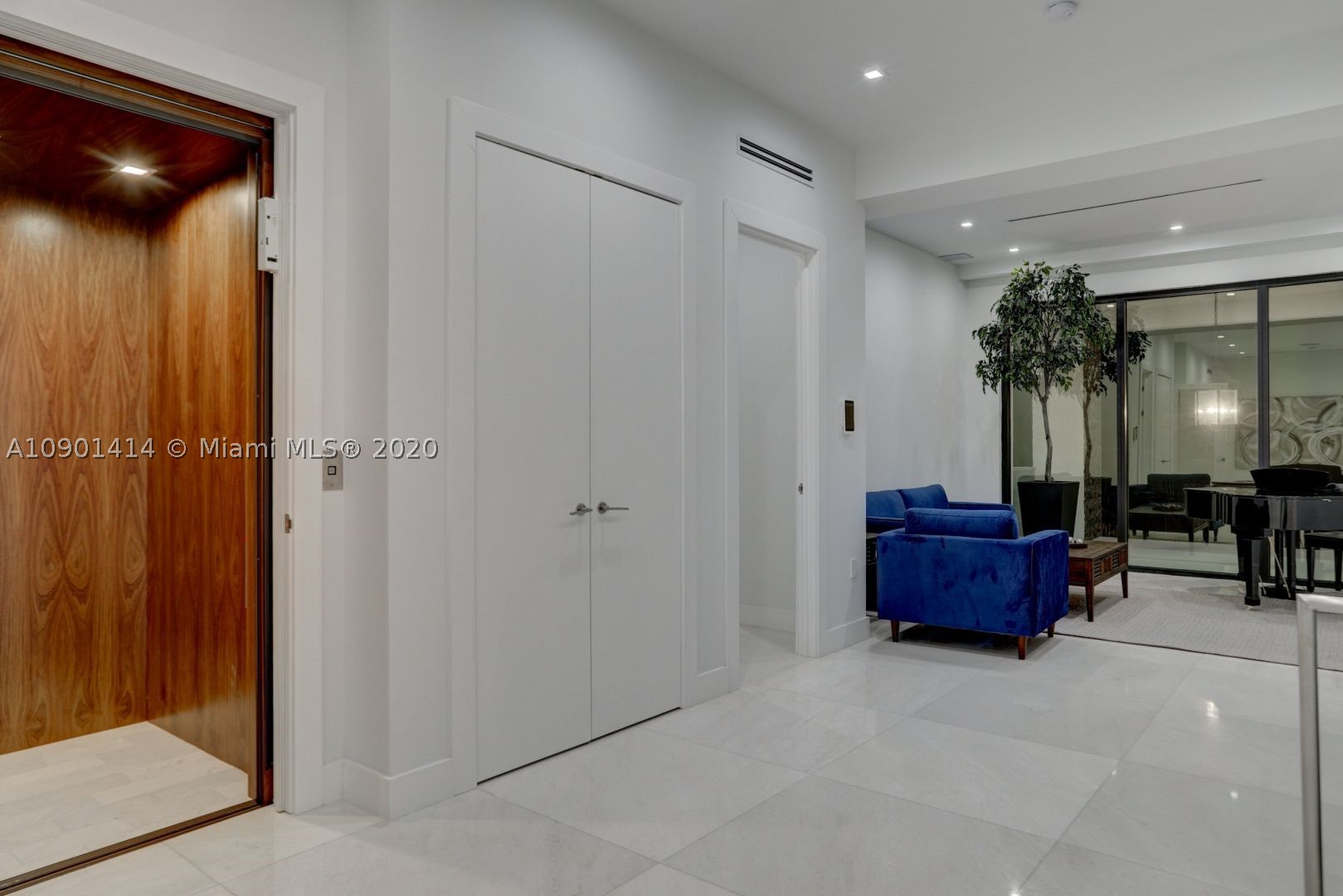 SEA ISLAND - Residential