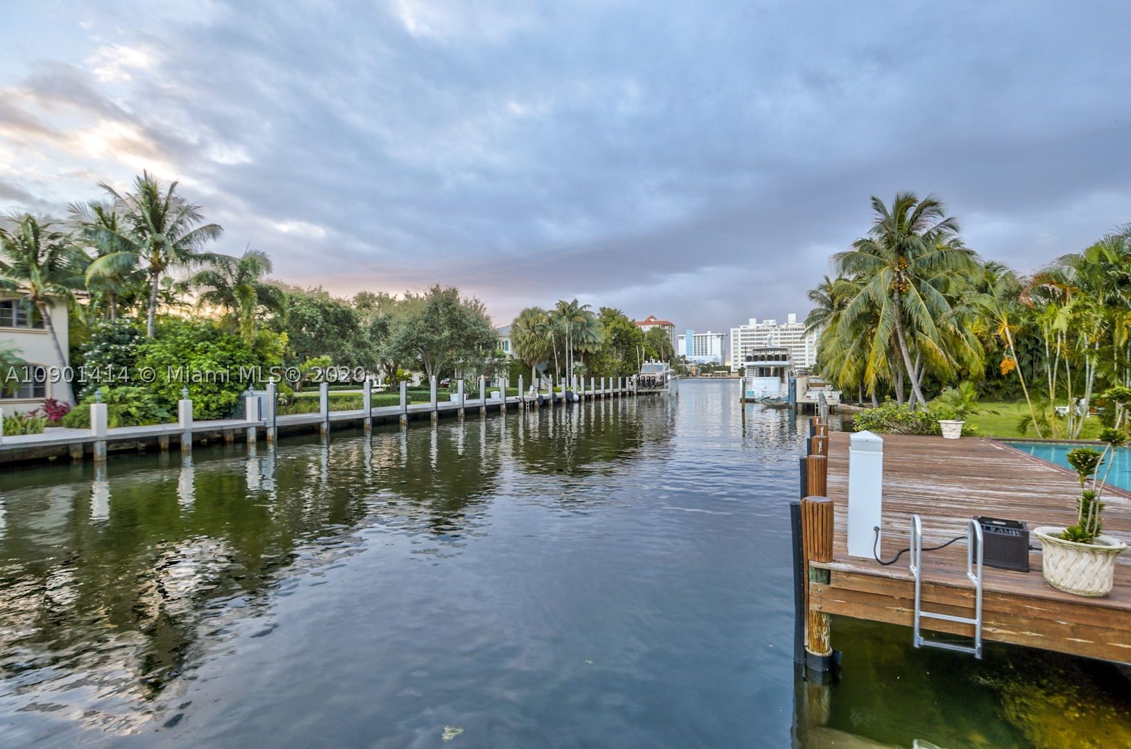 SEA ISLAND - Residential