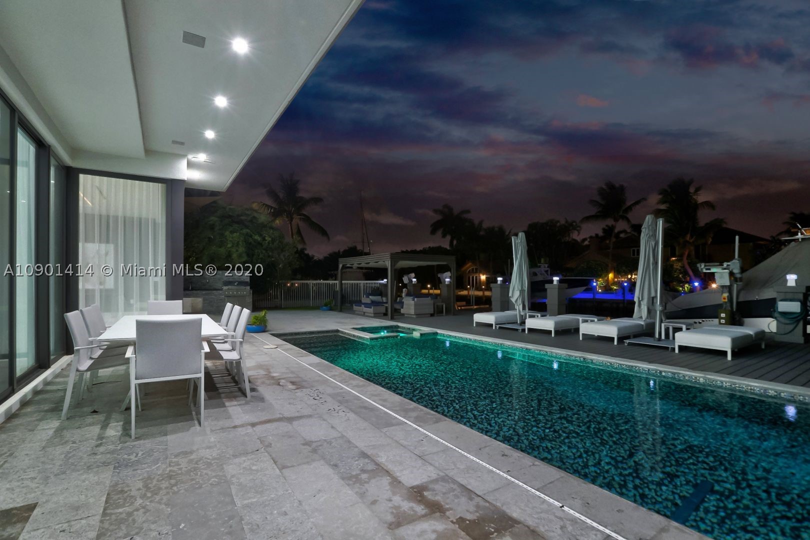 SEA ISLAND - Residential