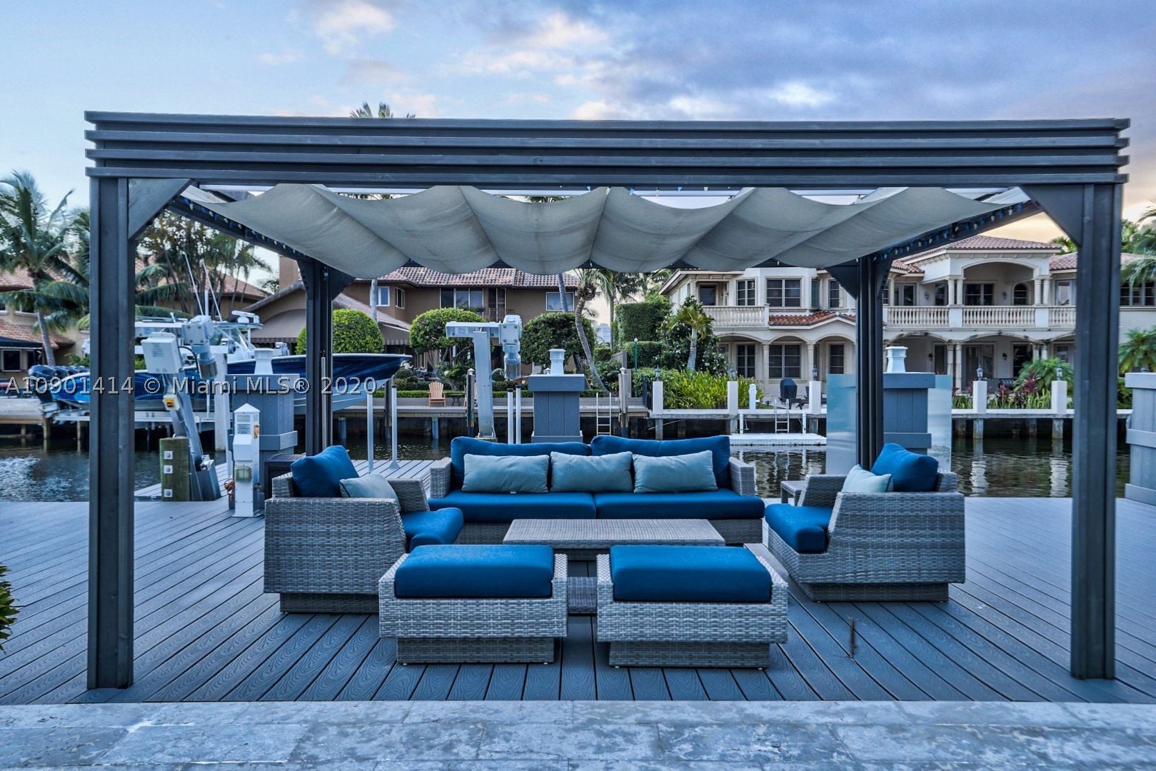 SEA ISLAND - Residential