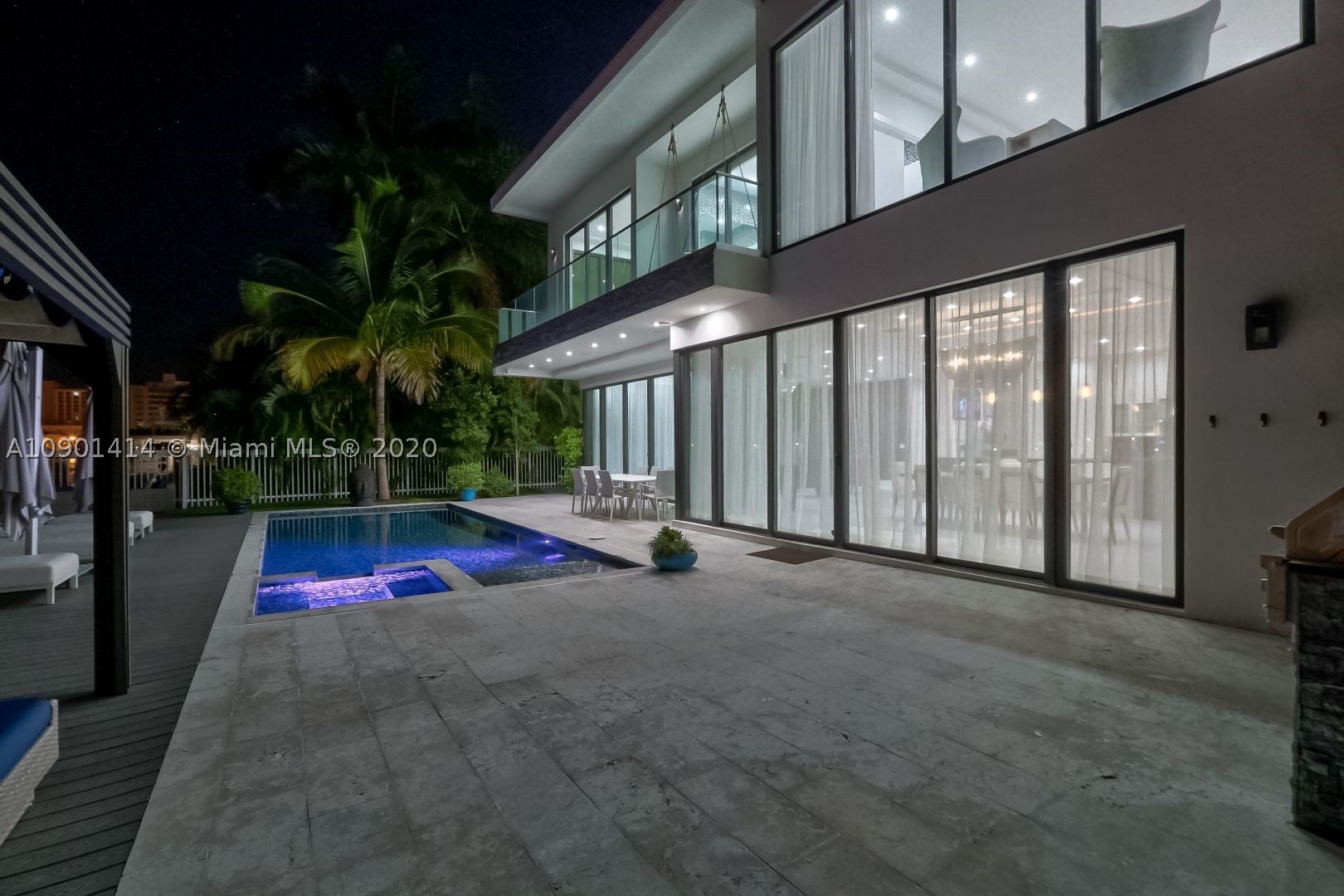 SEA ISLAND - Residential