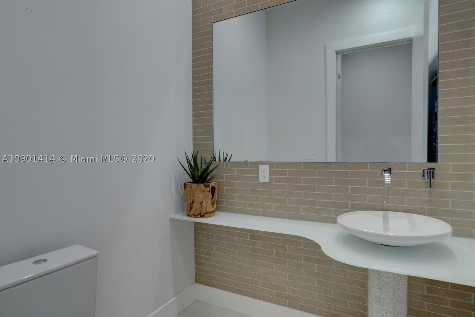 SEA ISLAND - Residential
