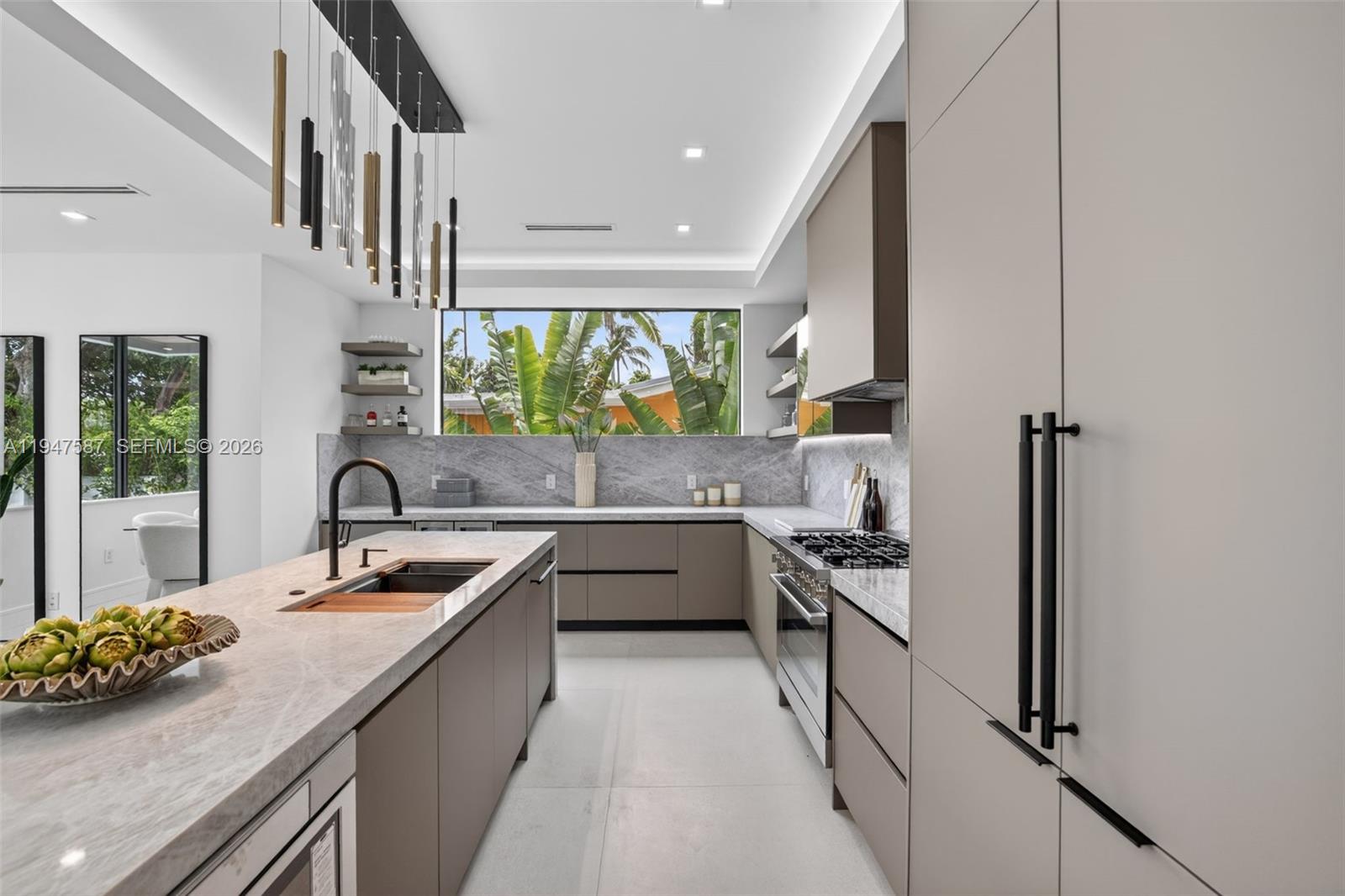 PINEWOOD PLACE RESUB PT - Residential