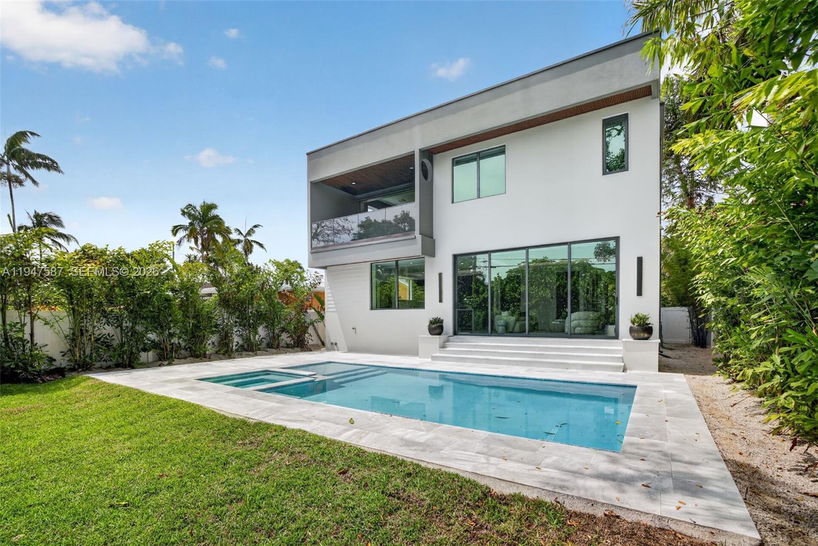 PINEWOOD PLACE RESUB PT - Residential