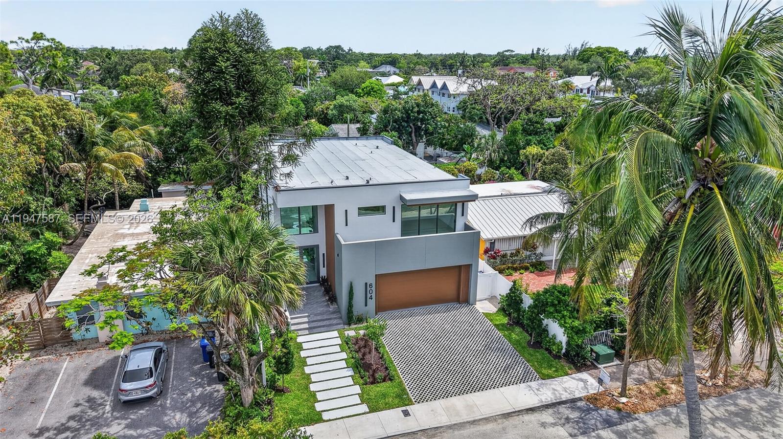PINEWOOD PLACE RESUB PT - Residential