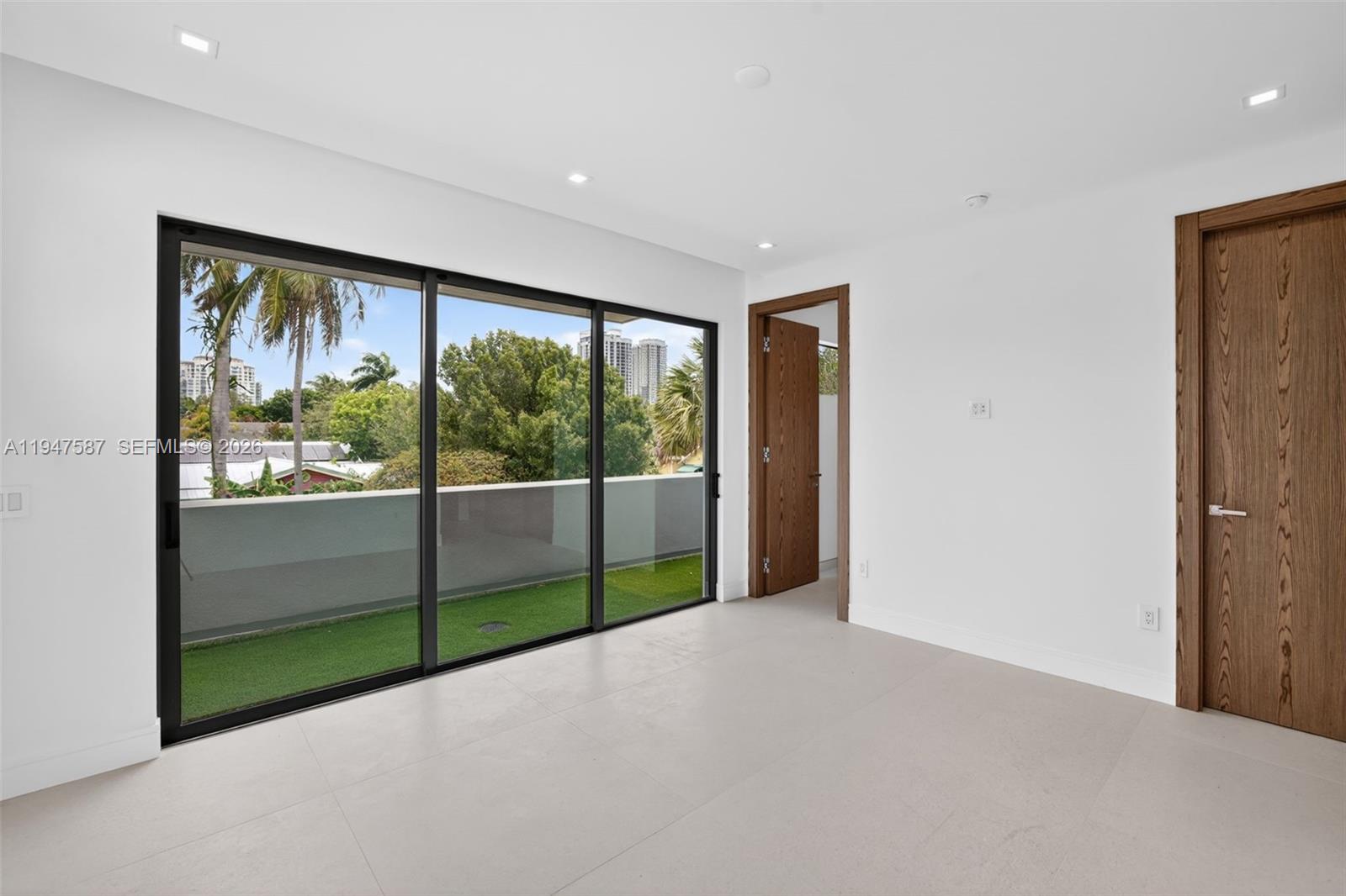 PINEWOOD PLACE RESUB PT - Residential