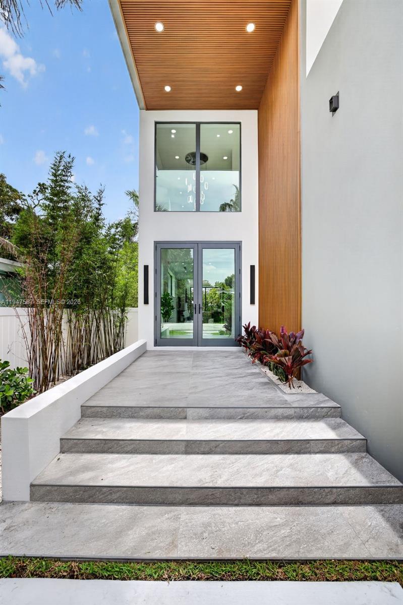 PINEWOOD PLACE RESUB PT - Residential