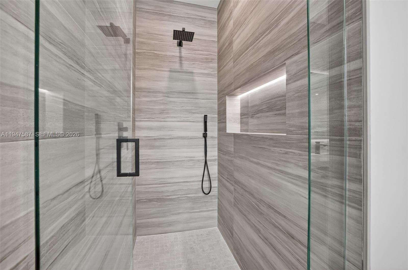 PINEWOOD PLACE RESUB PT - Residential