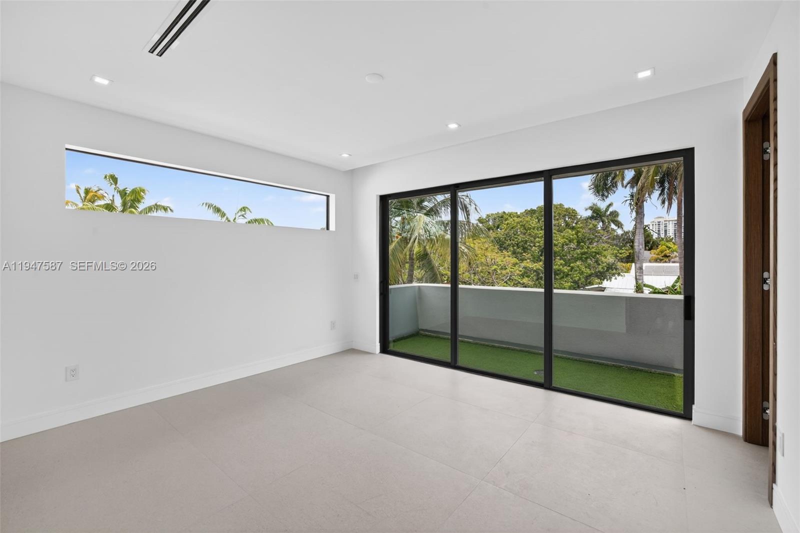 PINEWOOD PLACE RESUB PT - Residential