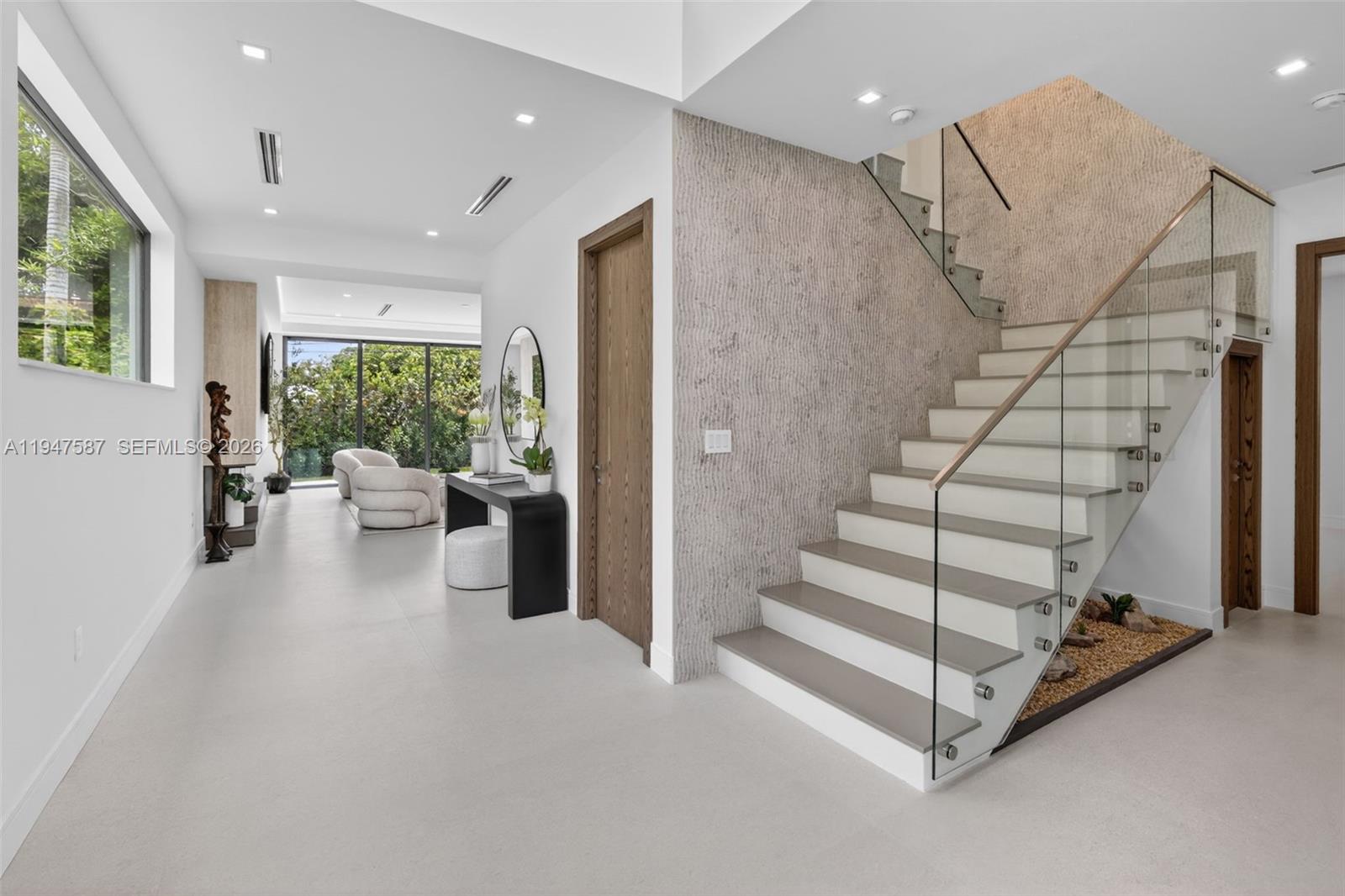 PINEWOOD PLACE RESUB PT - Residential