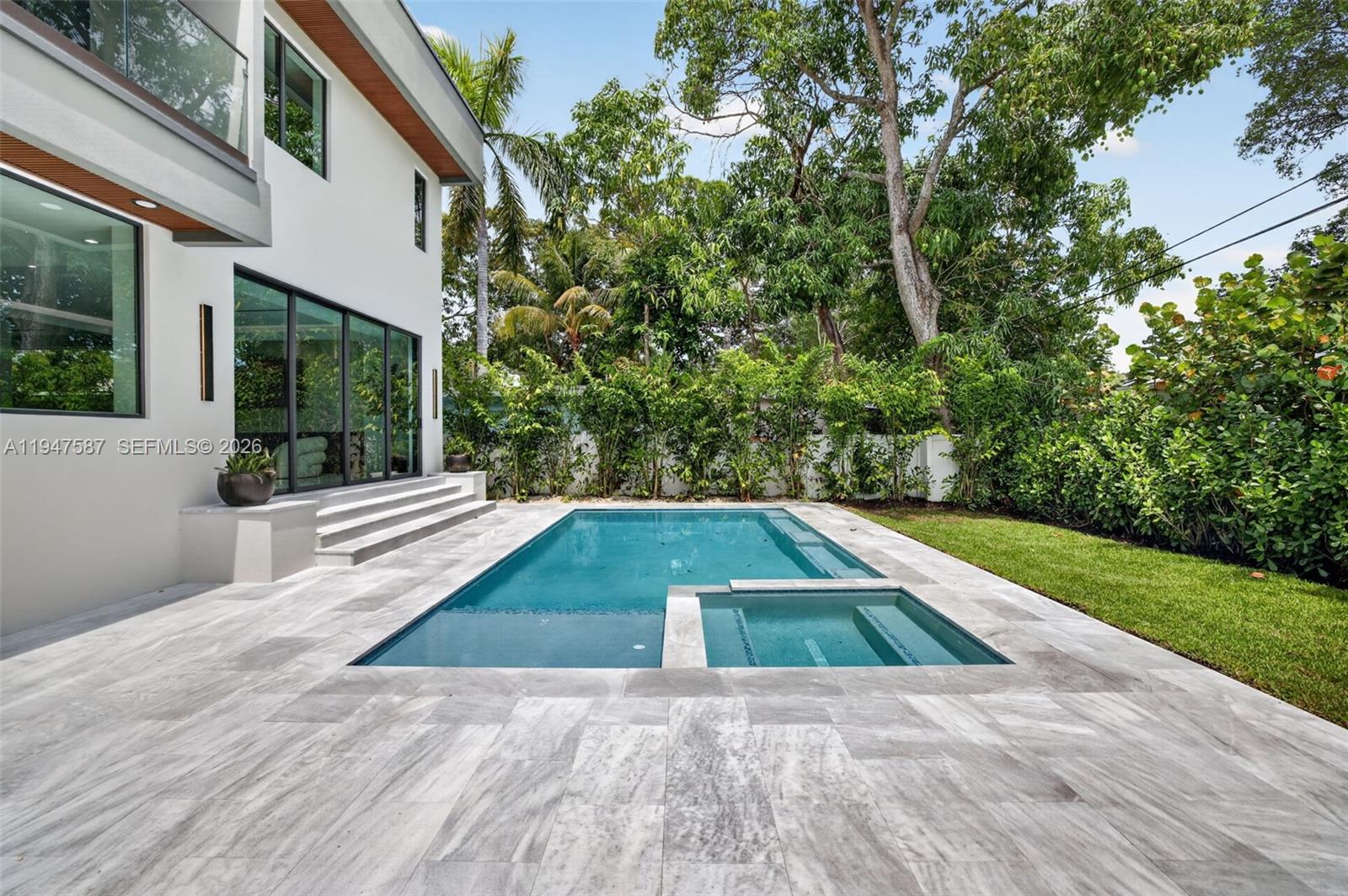 PINEWOOD PLACE RESUB PT - Residential