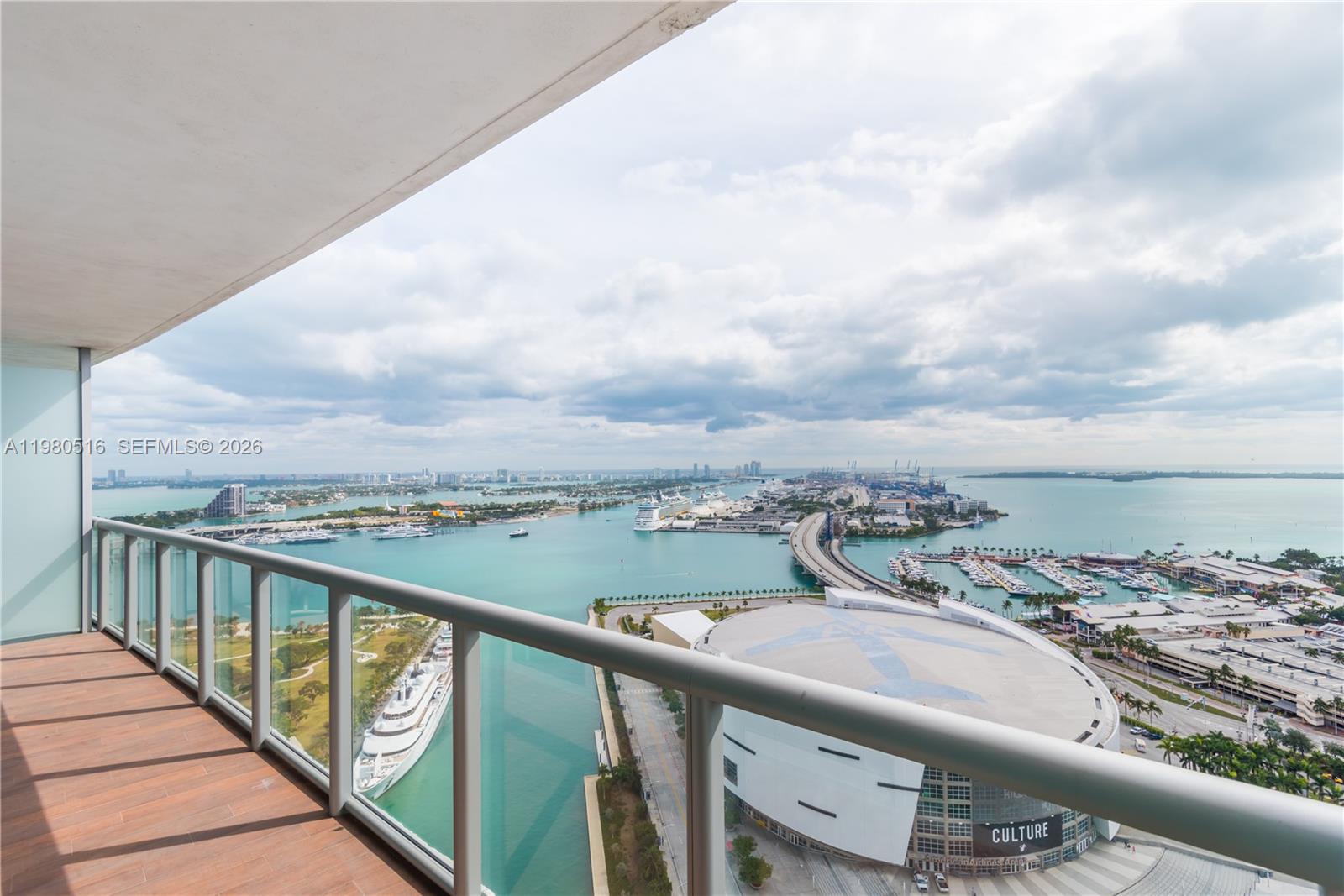 MARINABLUE CONDO - Residential