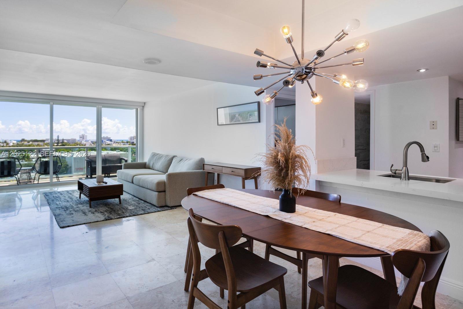 THE FLORIDIAN CONDO - Residential Lease