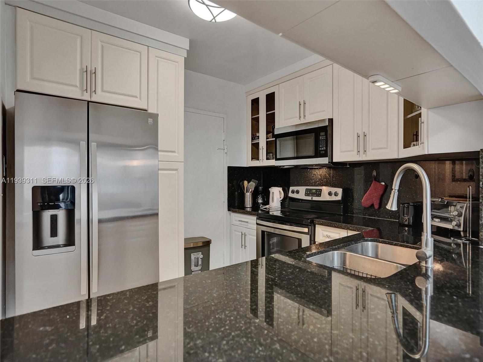 SEA AIR TOWERS CONDO - Residential