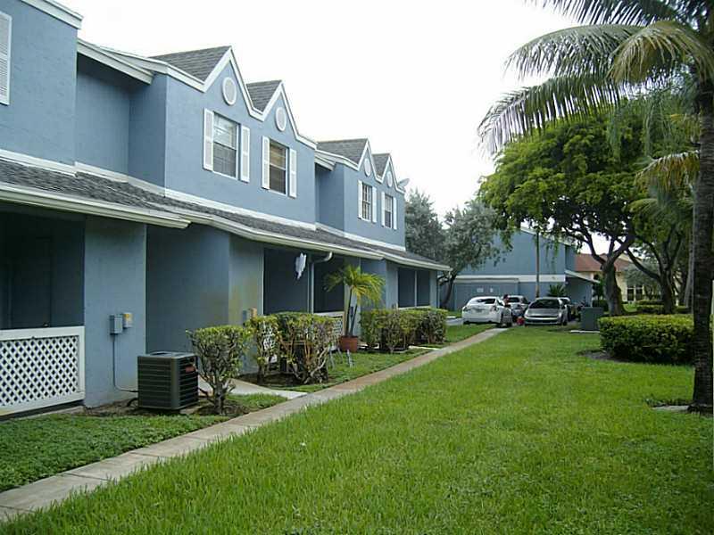 Beautiful and spacious one bedroom two level unit in ANTIGUA AT COUNTRY CLUB OF MIAMI.  First floor has living , kitchen , plus laundry room and second floor has room with walking closet and bathroom.  Very cute layout.  This community is well maintained  with gated entry and  many amenities such as  pool , tennis and more . centrally located.  Make this your new home or investment property.   This is a Fannie Mae HomePath property.