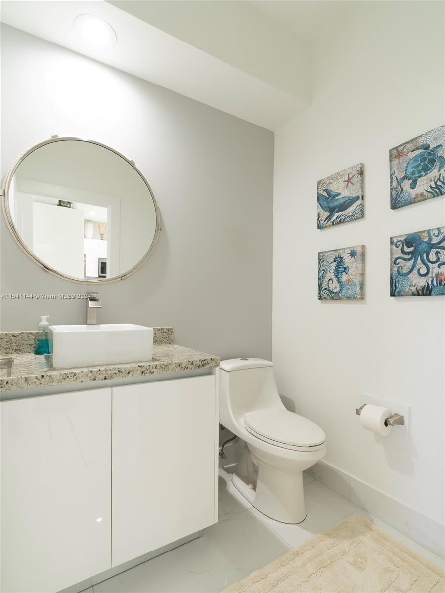 GATEWAY PALMS - Residential