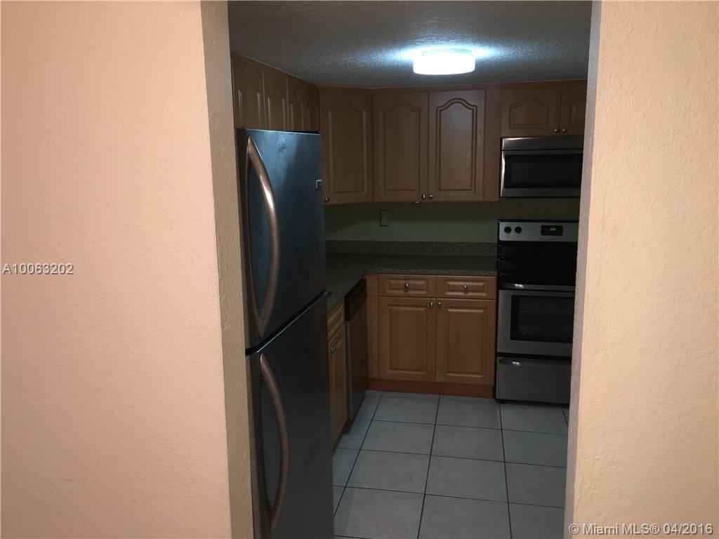 Venetian Palms Condo - Residential Lease