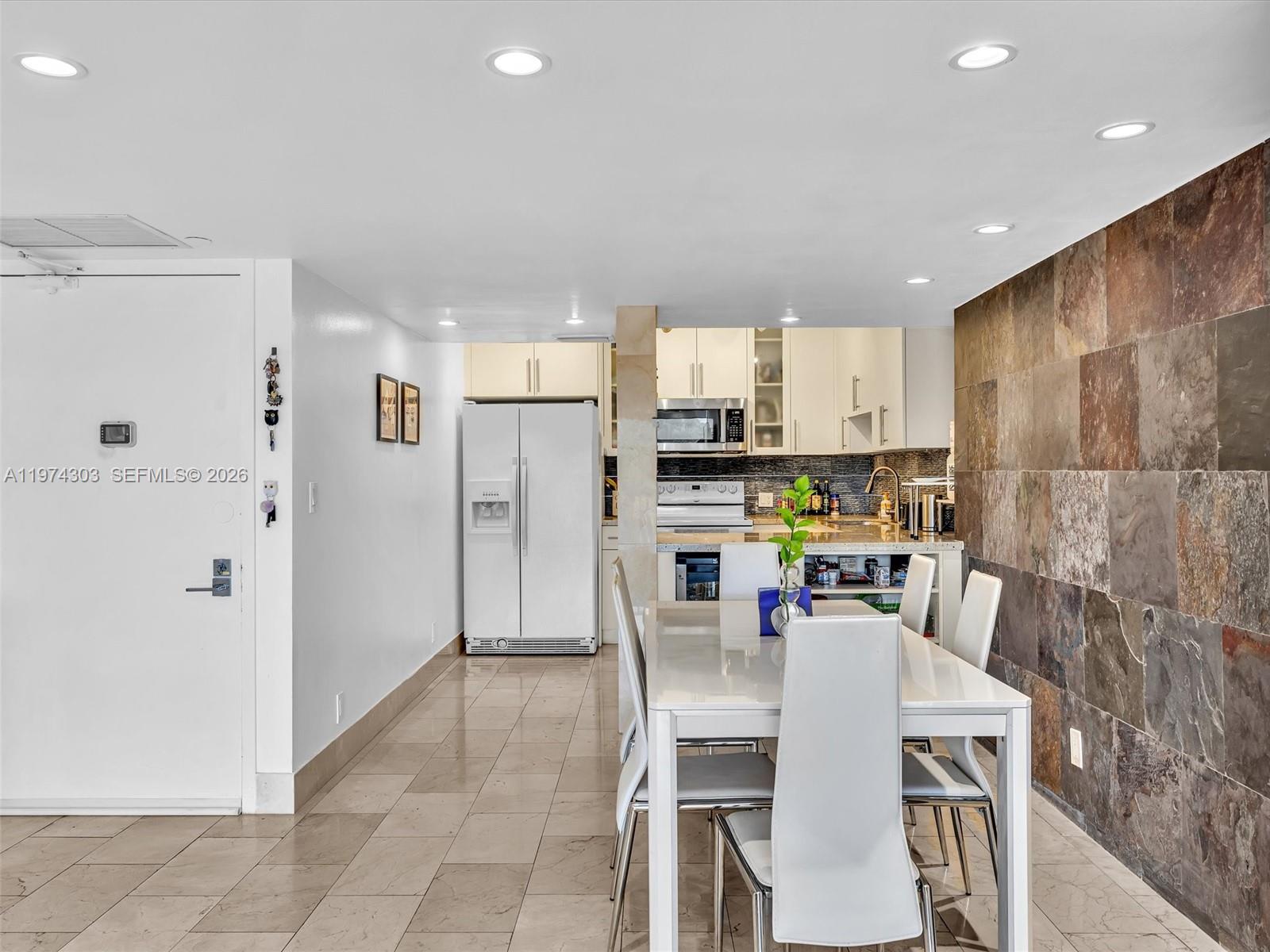 CORONADO CONDO- TOWER II - Residential