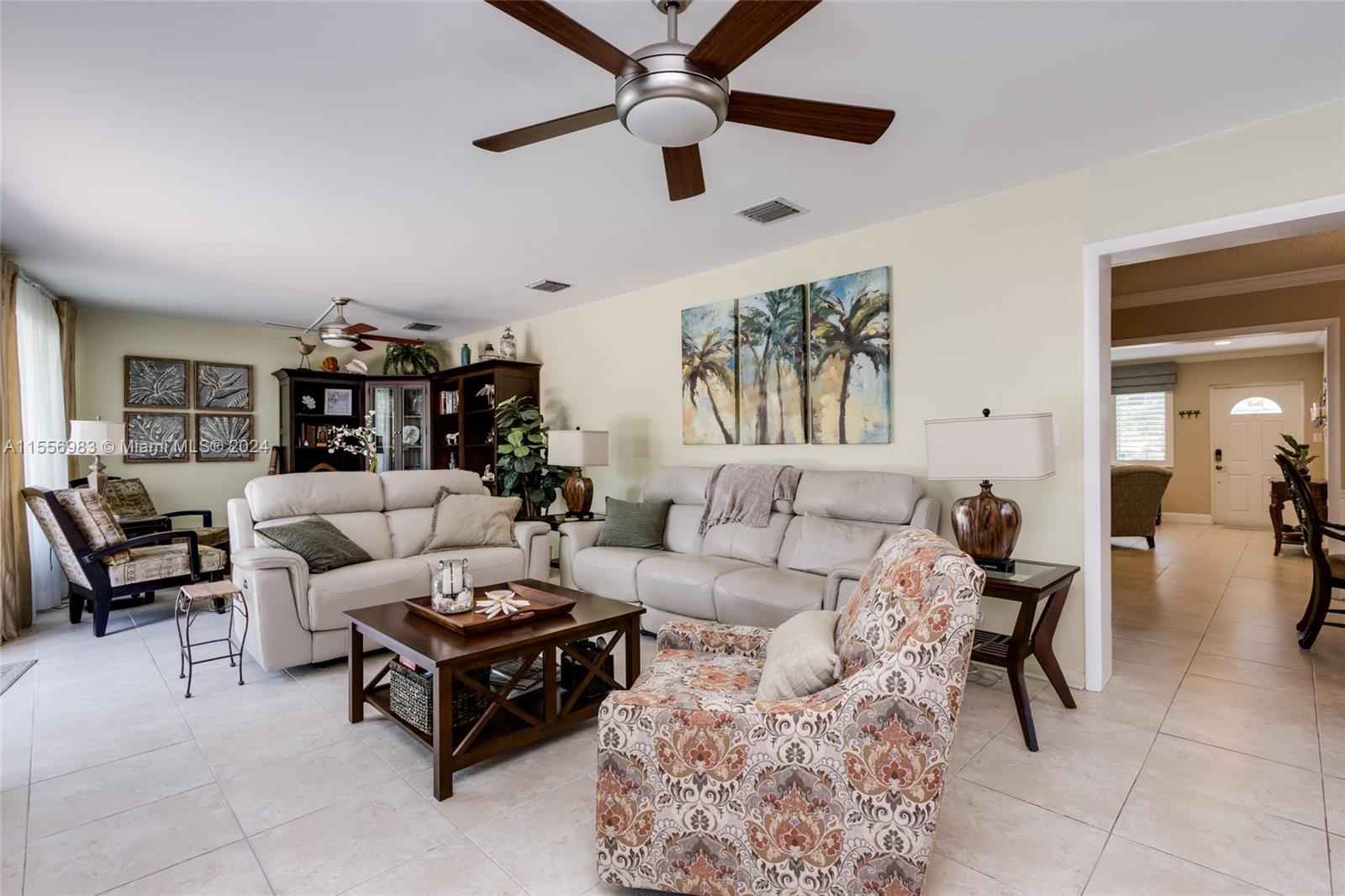CORAL SHORES - Residential