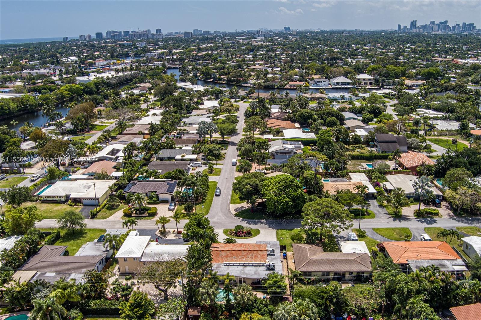 CORAL SHORES - Residential