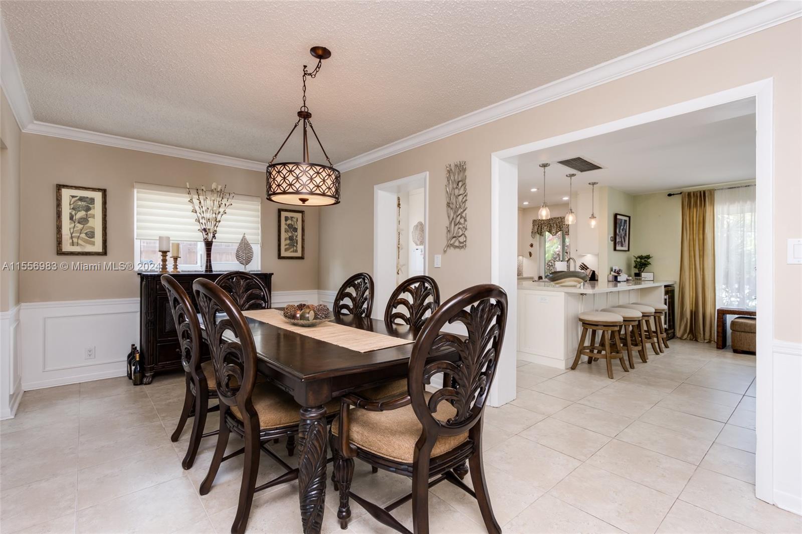 CORAL SHORES - Residential