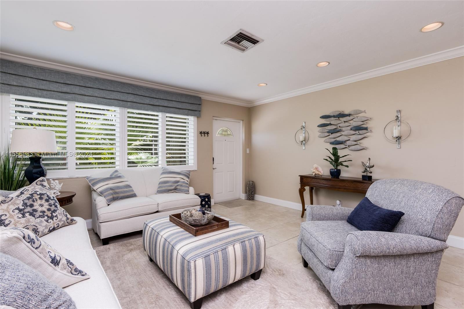 CORAL SHORES - Residential