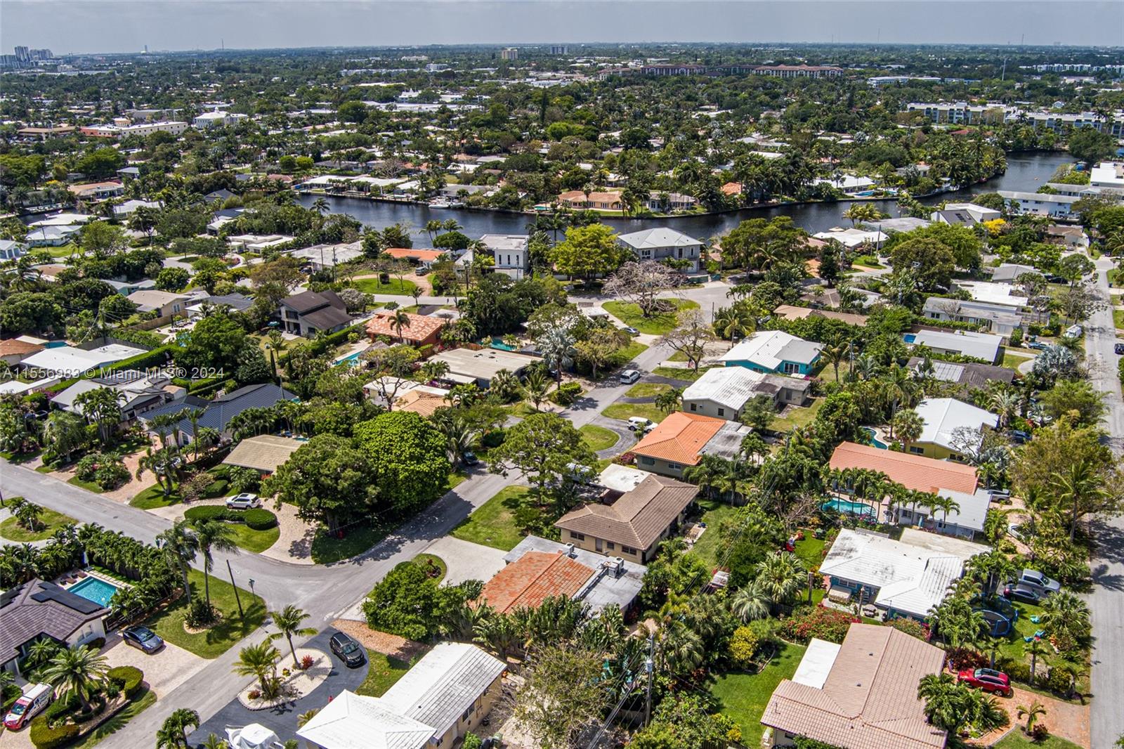 CORAL SHORES - Residential