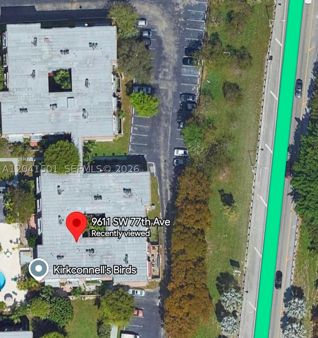 WOODSIDE IN KENDALL CONDO - Residential