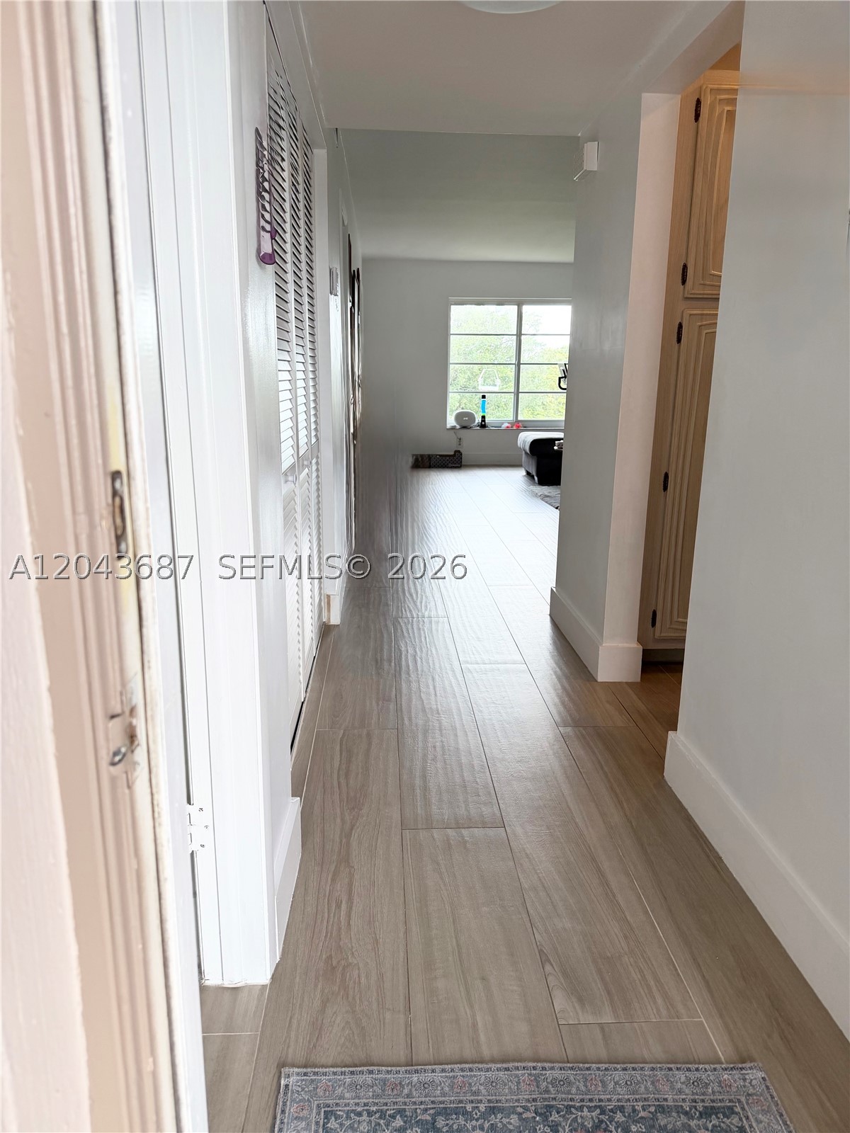 ARROWHEAD CONDO NO VIII - Residential