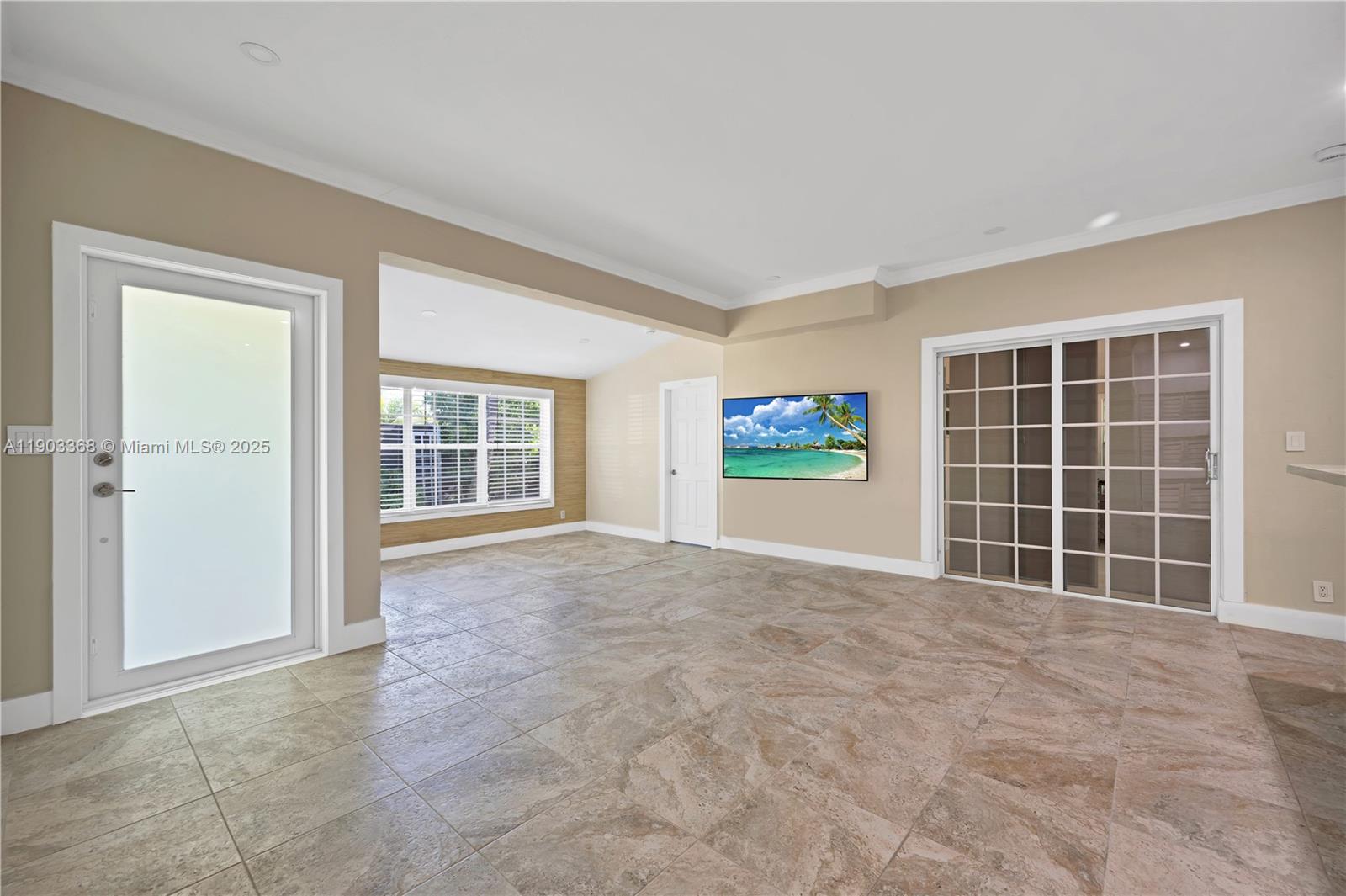 GULFSTREAM ESTATES - Residential