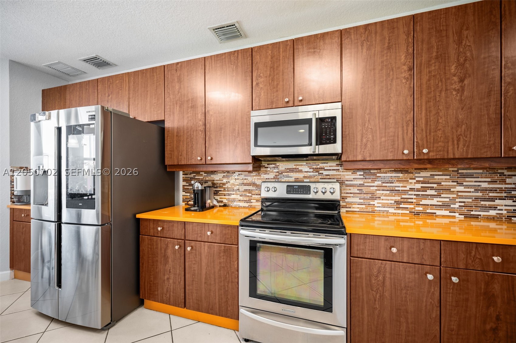 CRESTVIEW LAKES 2ND ADDN - Residential
