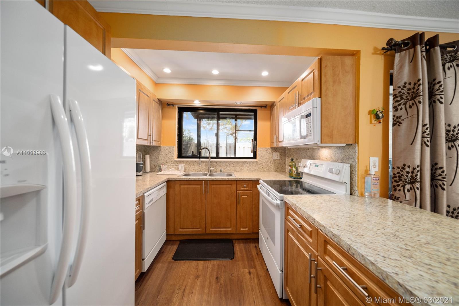 SPANISH VILLAS CONDO - Residential