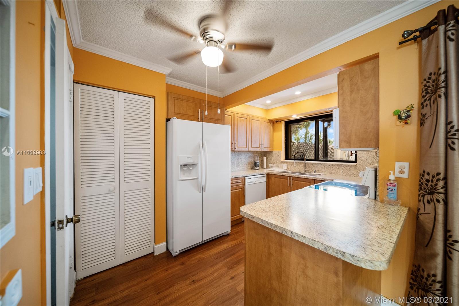 SPANISH VILLAS CONDO - Residential