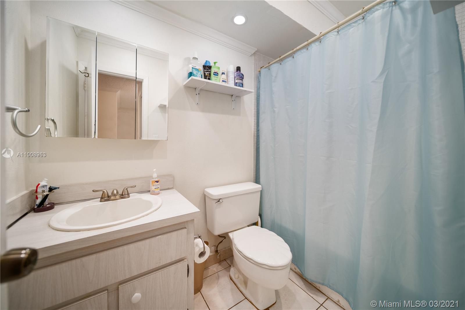 SPANISH VILLAS CONDO - Residential