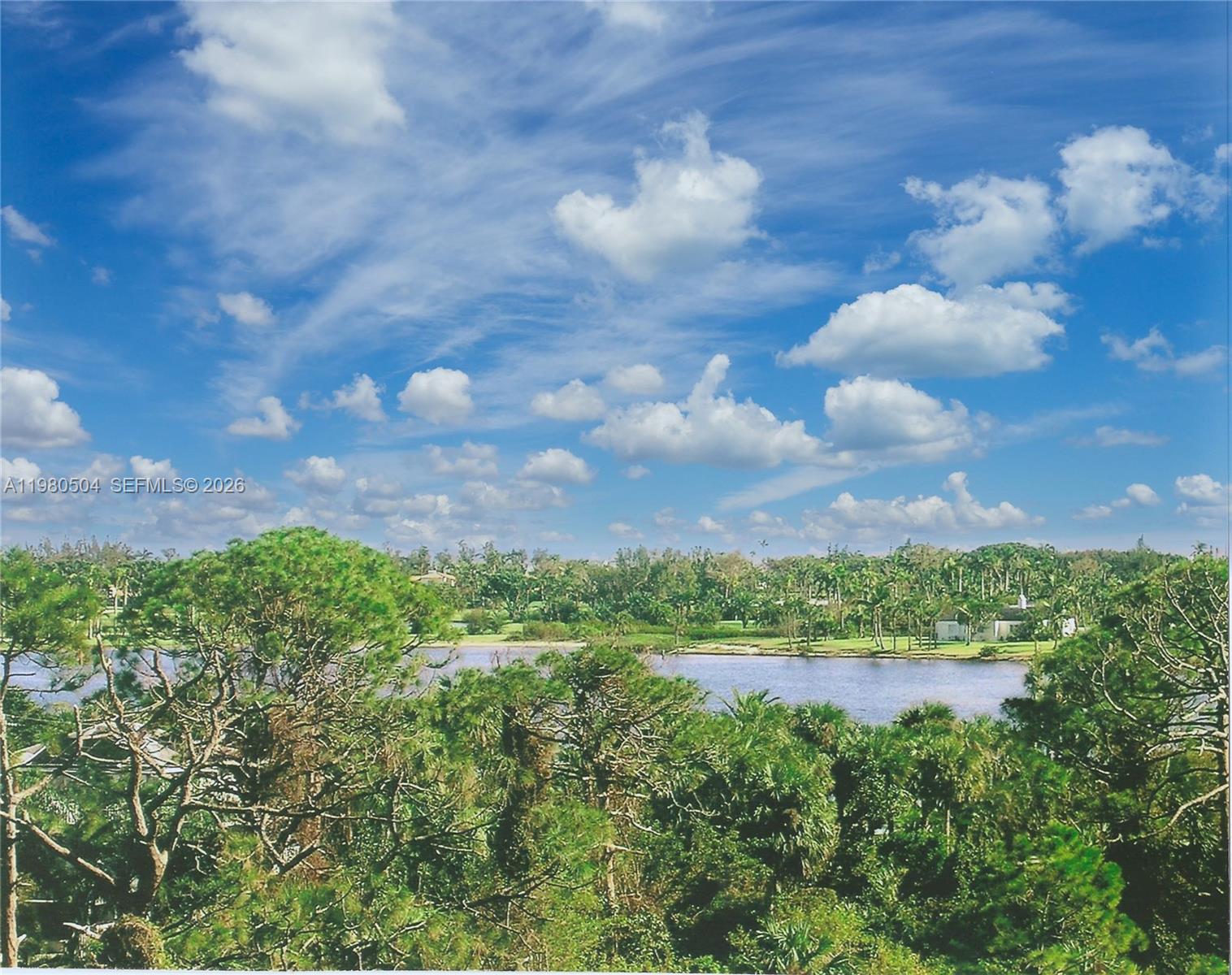 HOBE SOUND - Land