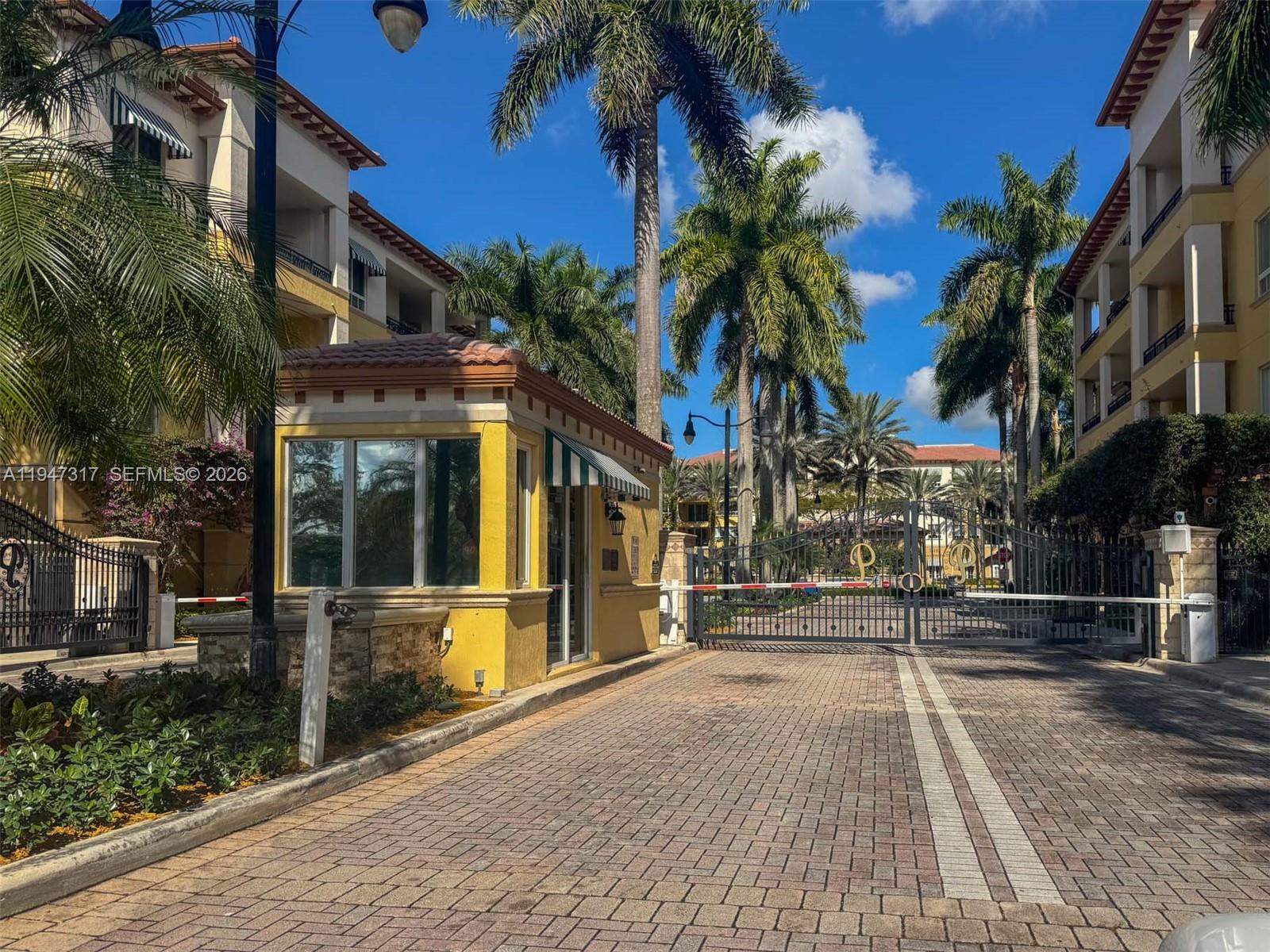 WESTON 55 PLUS CONDO - Residential