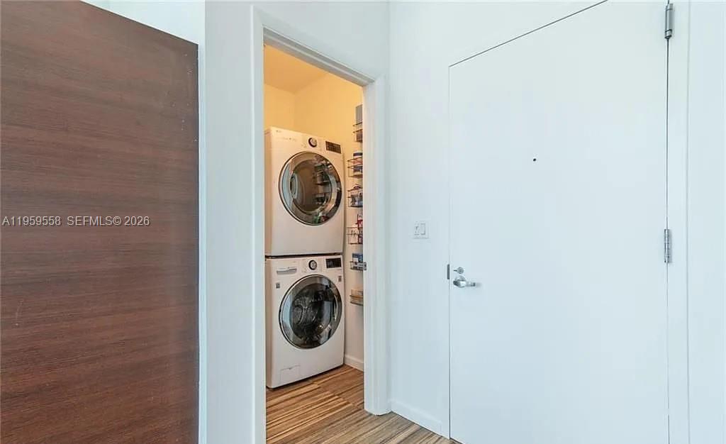 QUANTUM ON THE BAY CONDO - Residential