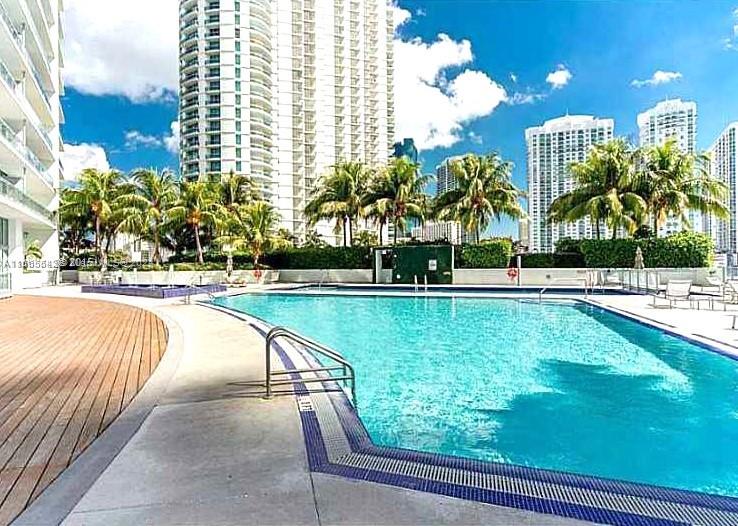IVY CONDO - Residential Lease
