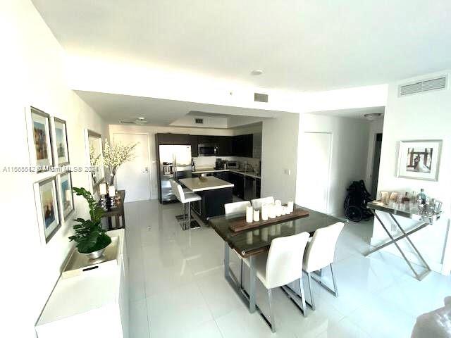 IVY CONDO - Residential Lease