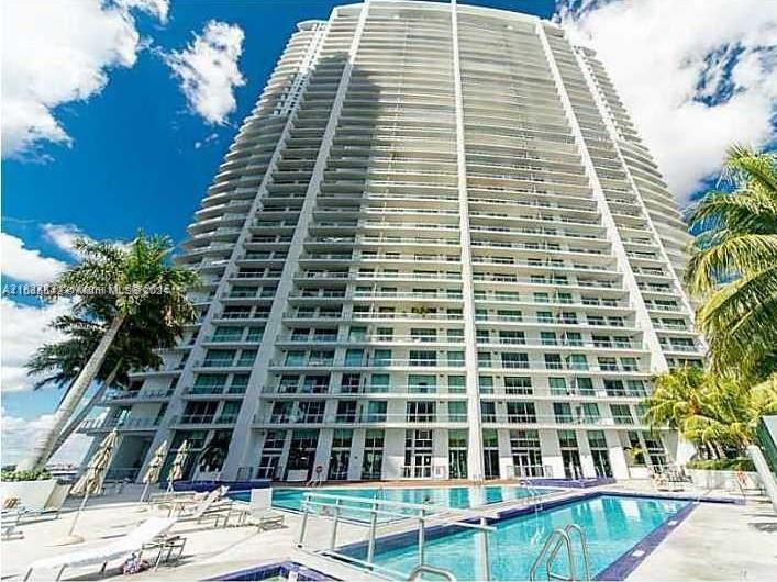 IVY CONDO - Residential Lease