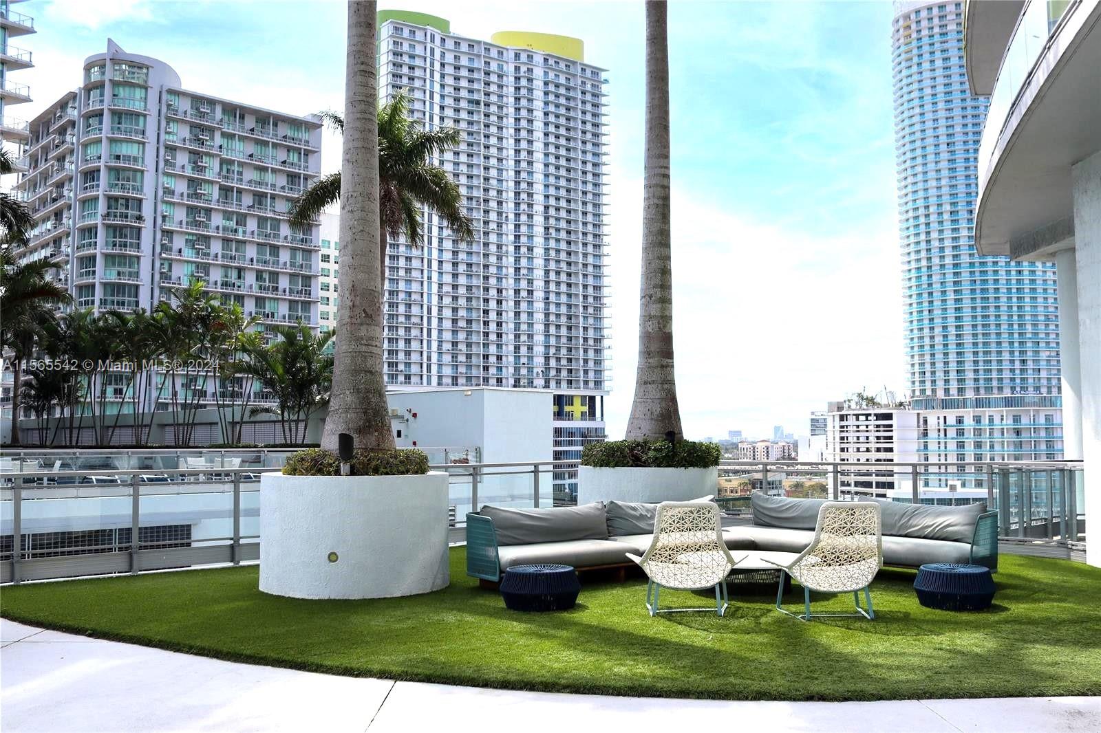 IVY CONDO - Residential Lease