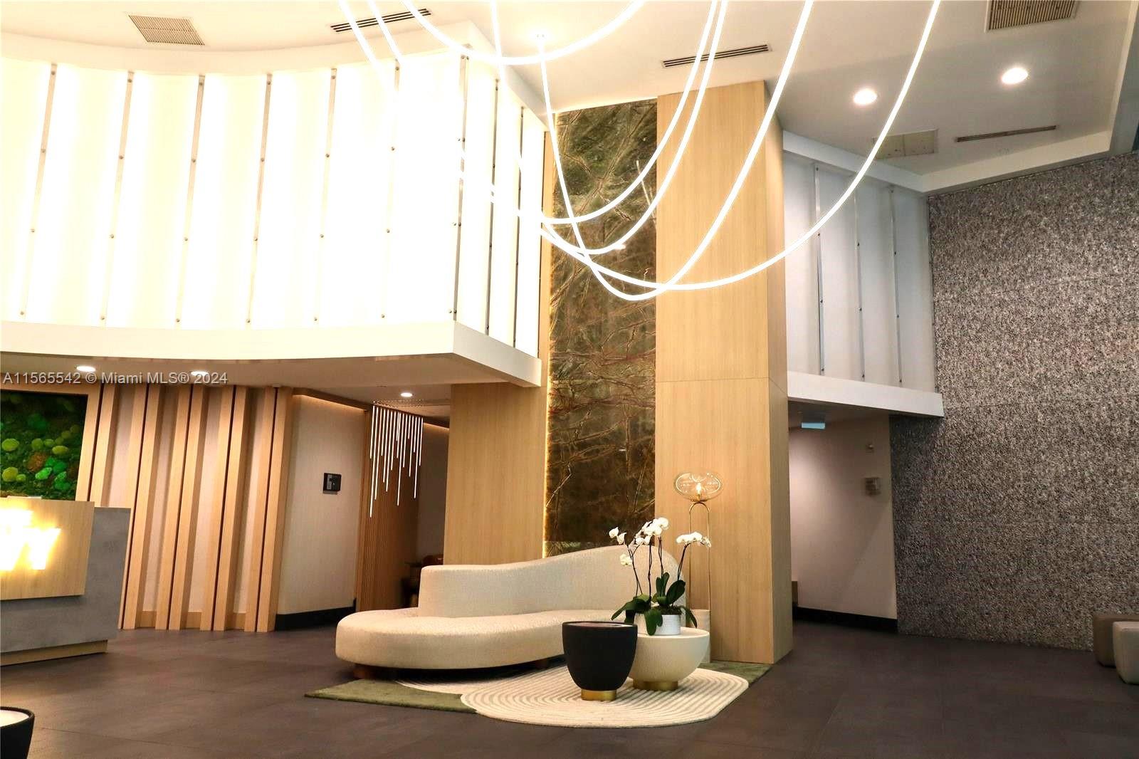IVY CONDO - Residential Lease