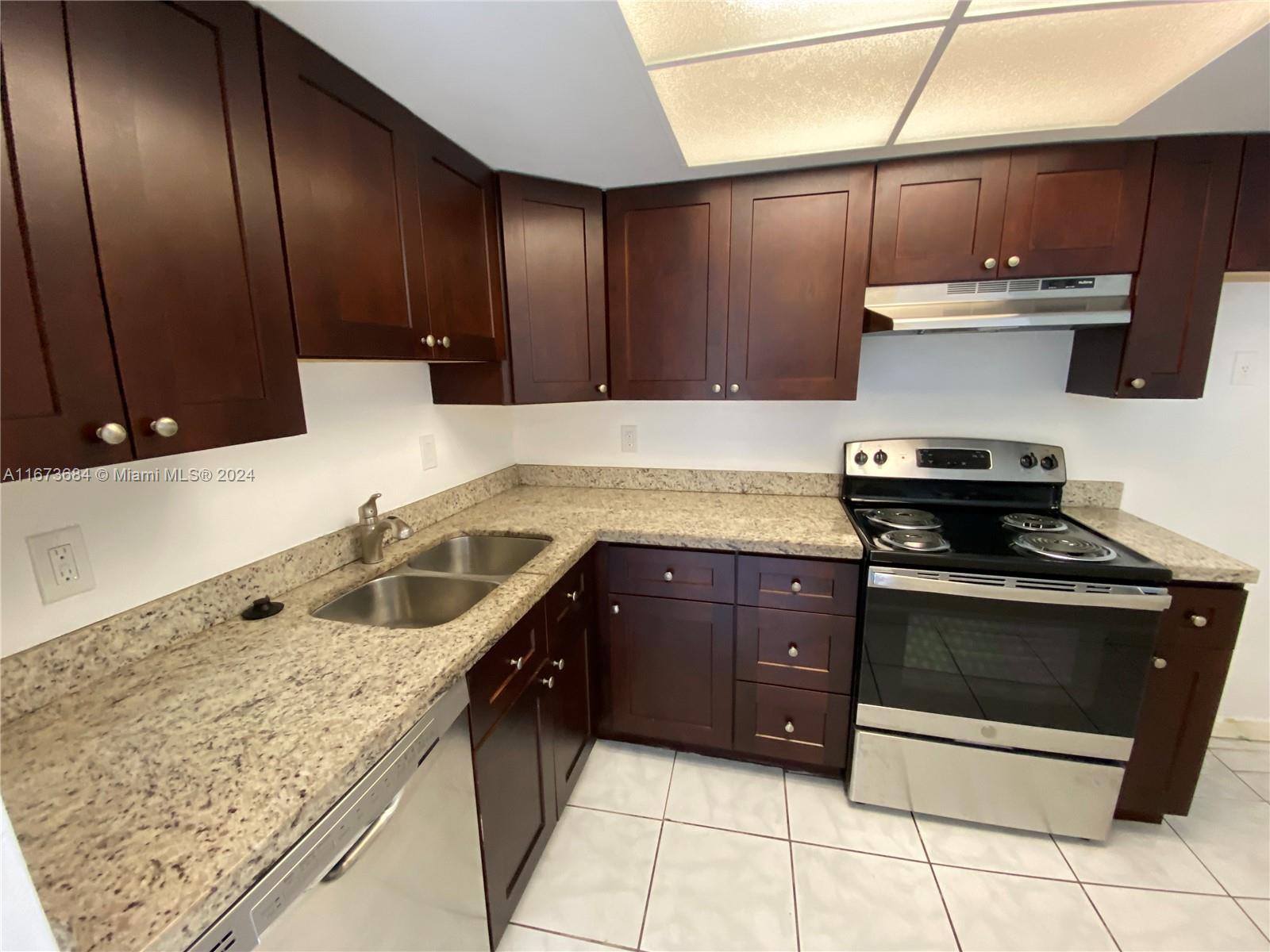 L D C ESTATES - Residential Lease