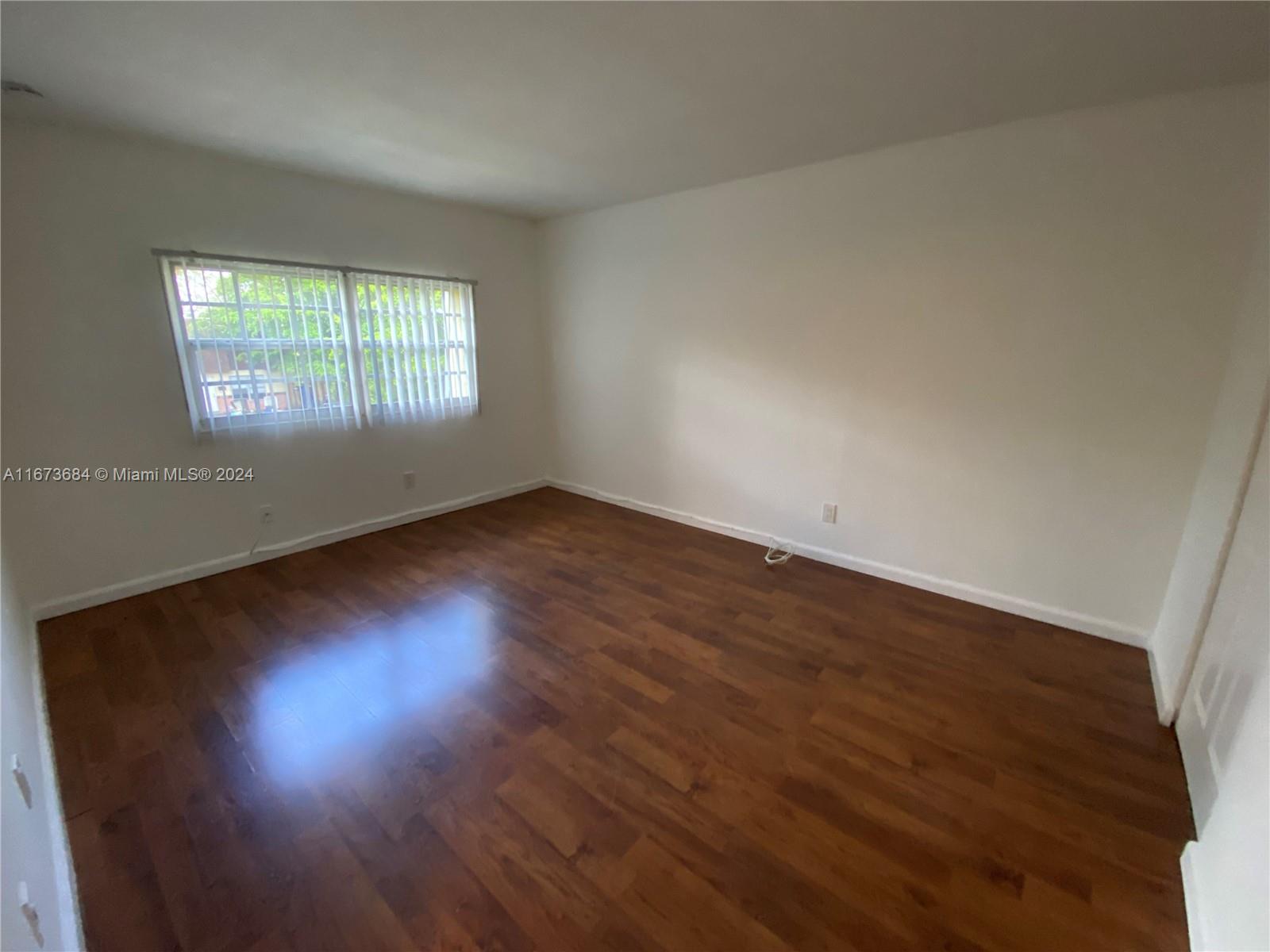 L D C ESTATES - Residential Lease