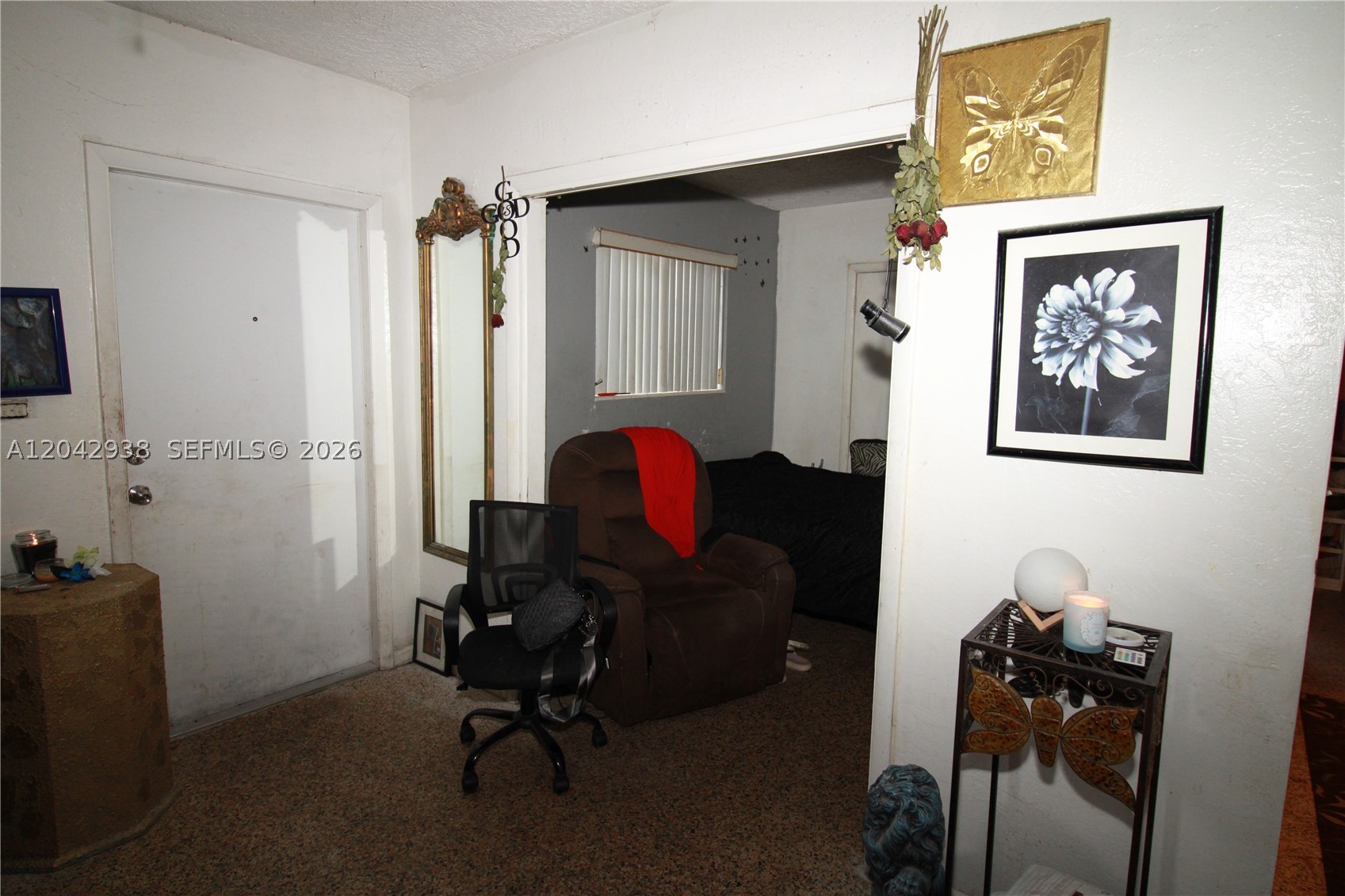 LINCOLN ESTS - Residential