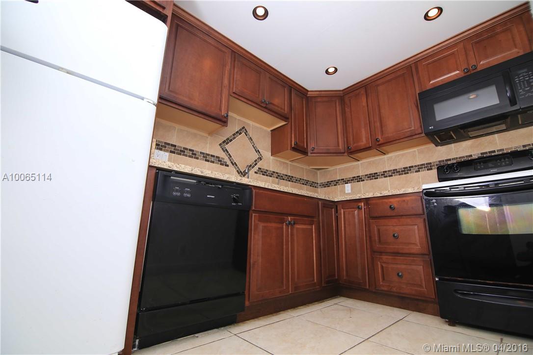 Brickell Harbour Condo - Residential Lease