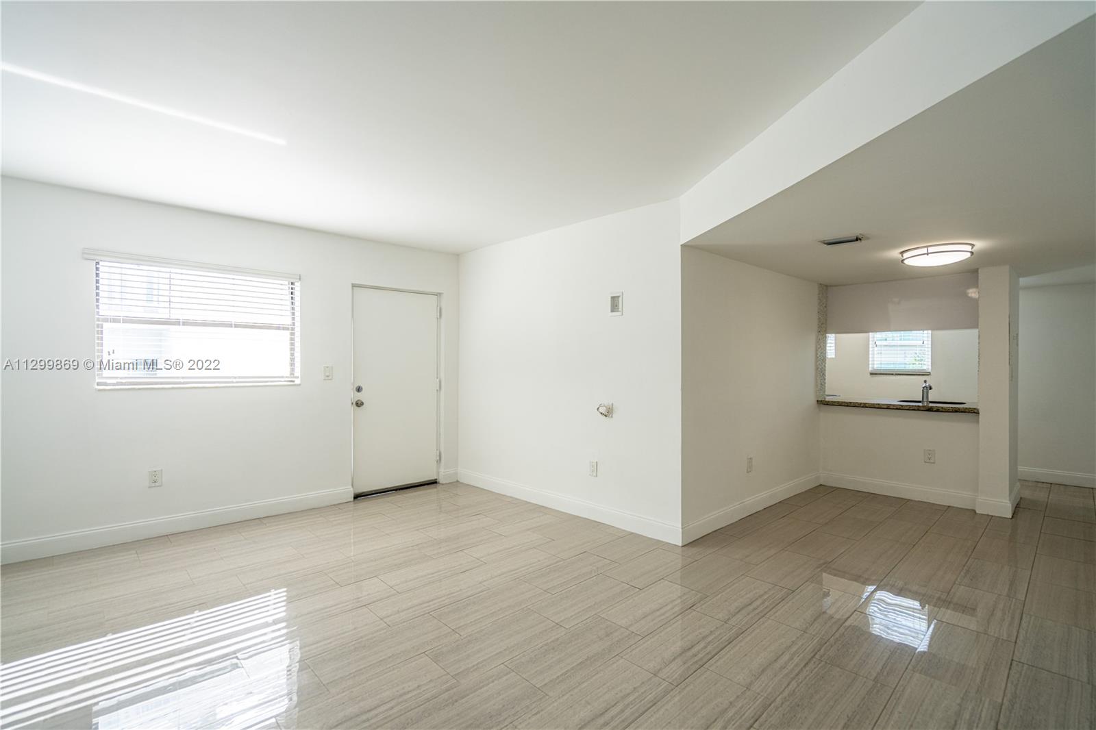 ISLE OF NORMANDY-MIAMI VI - Residential Lease